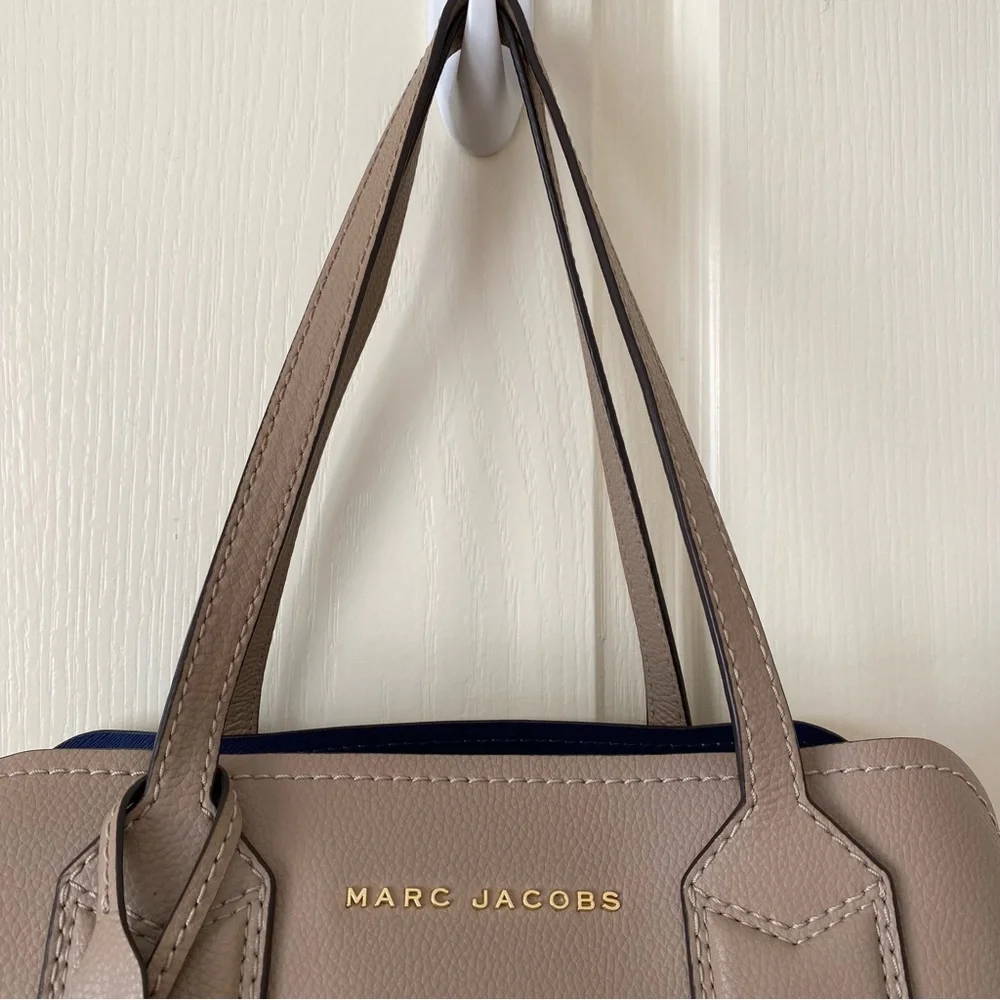 Marc Jacobs Taupe Leather Shoulder Bag with Gold Hardware